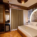 فندق Nostalgia Boutique Gjirokastër