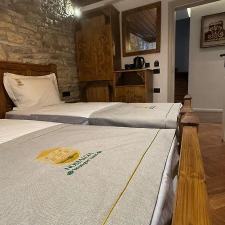 Nostalgia Boutique *