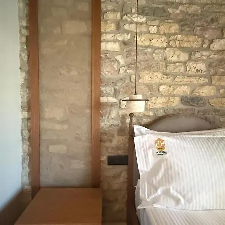 Nostalgia Boutique * Gjirokastër