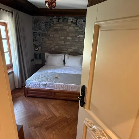 Nostalgia Boutique Gjirokastër