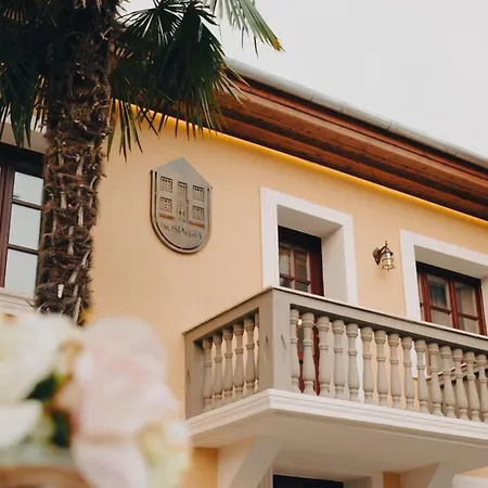 Nostalgia Boutique Gjirokastër