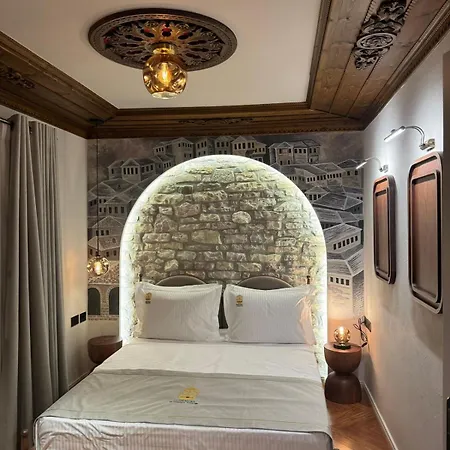 Nostalgia Boutique Gjirokastër