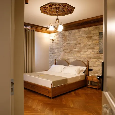酒店 Nostalgia Boutique Gjirokastër