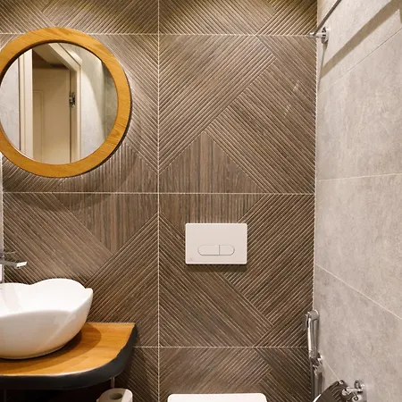 Nostalgia Boutique * Gjirokastër