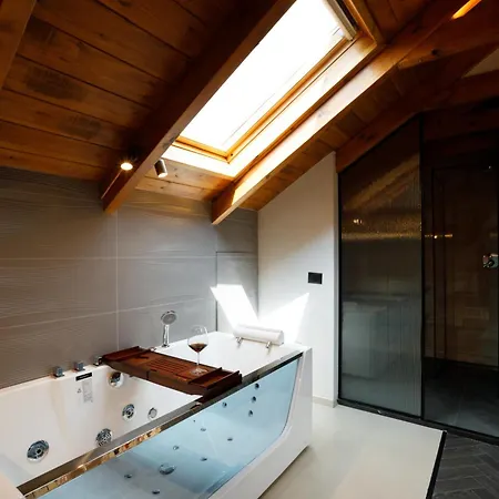 Nostalgia Boutique * Gjirokastër