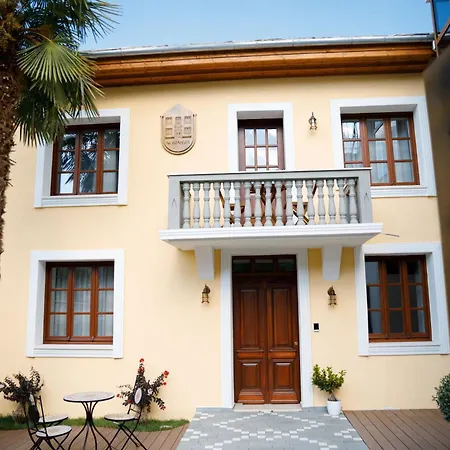 Nostalgia Boutique 酒店 *