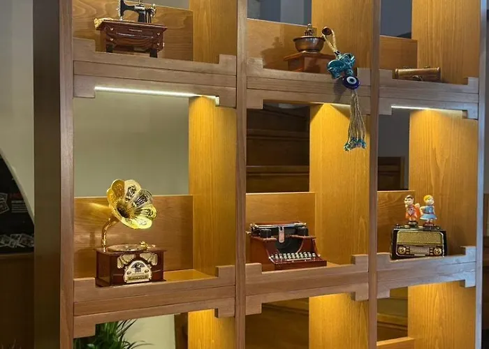 Nostalgia Boutique Гирокастра