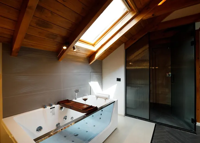 Nostalgia Boutique * Гирокастра